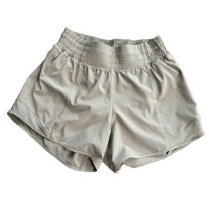Lululemon Hotty Hot 4” Shorts